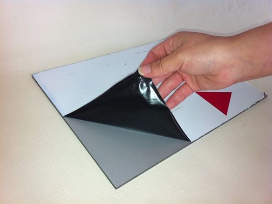 Prepainted 1700mm 1000m Metal Surface Protection Film Hood Paint Protection